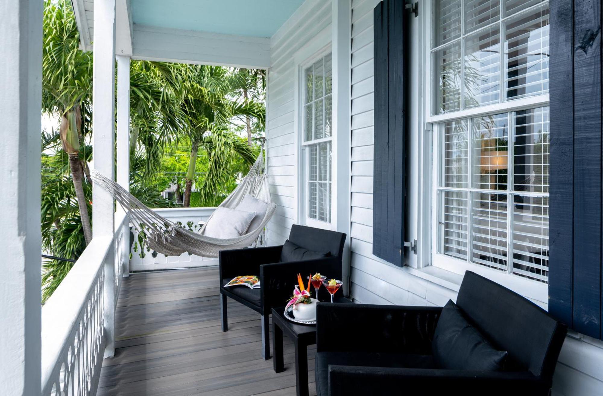 Alexander'S Guesthouse-Adult Exclusive, Lgbtq Friendly Key West Oda fotoğraf