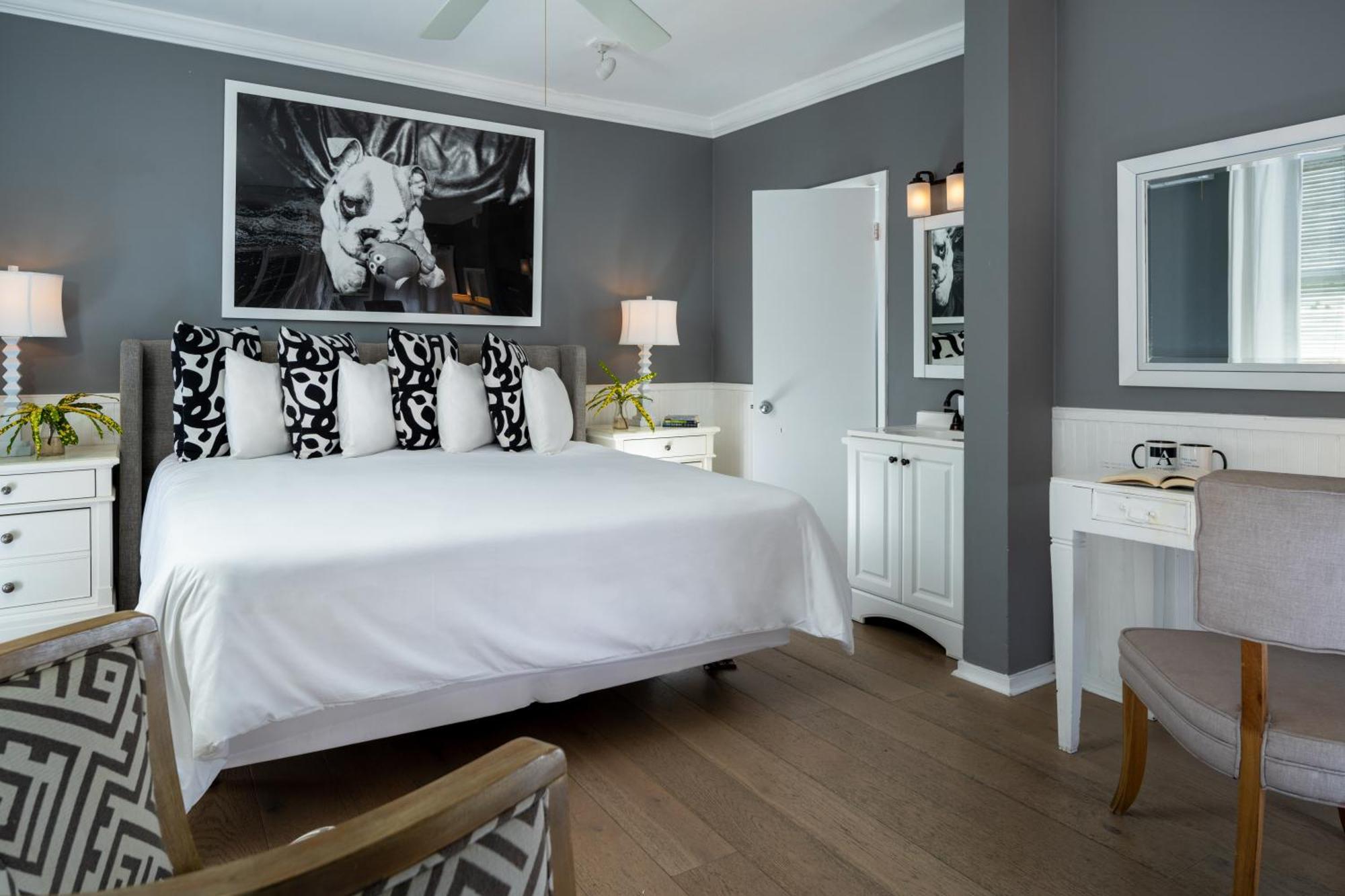 Alexander'S Guesthouse-Adult Exclusive, Lgbtq Friendly Key West Oda fotoğraf