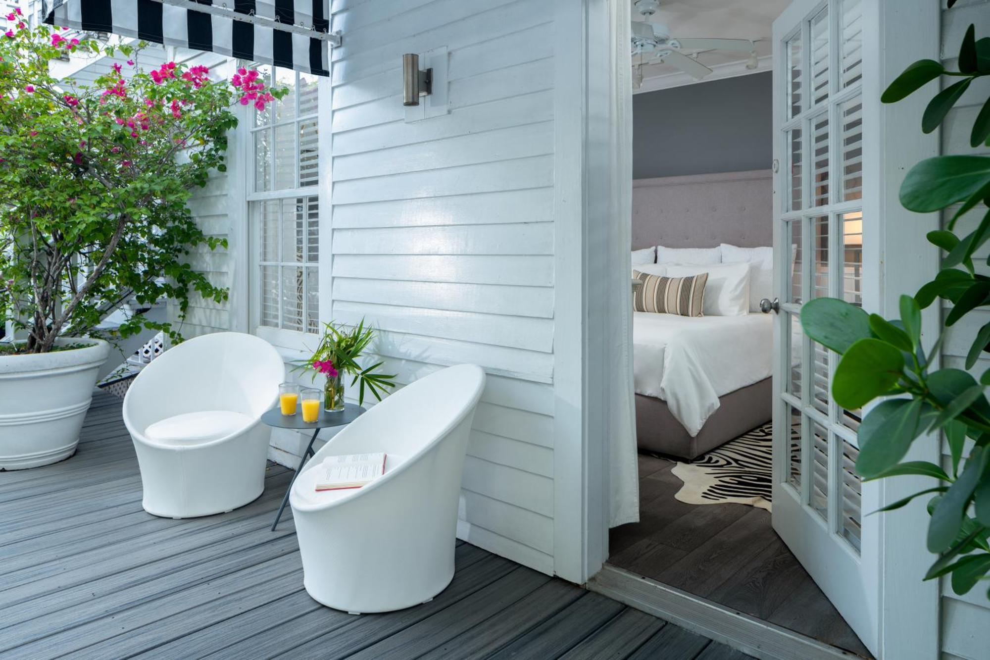 Alexander'S Guesthouse-Adult Exclusive, Lgbtq Friendly Key West Oda fotoğraf