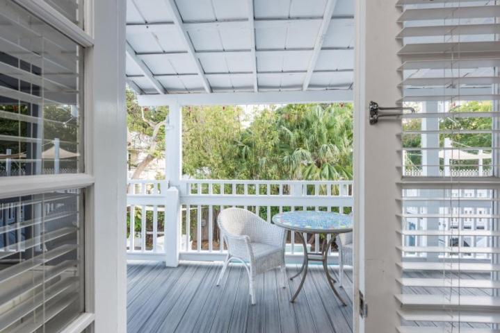 Alexander'S Guesthouse-Adult Exclusive, Lgbtq Friendly Key West Oda fotoğraf